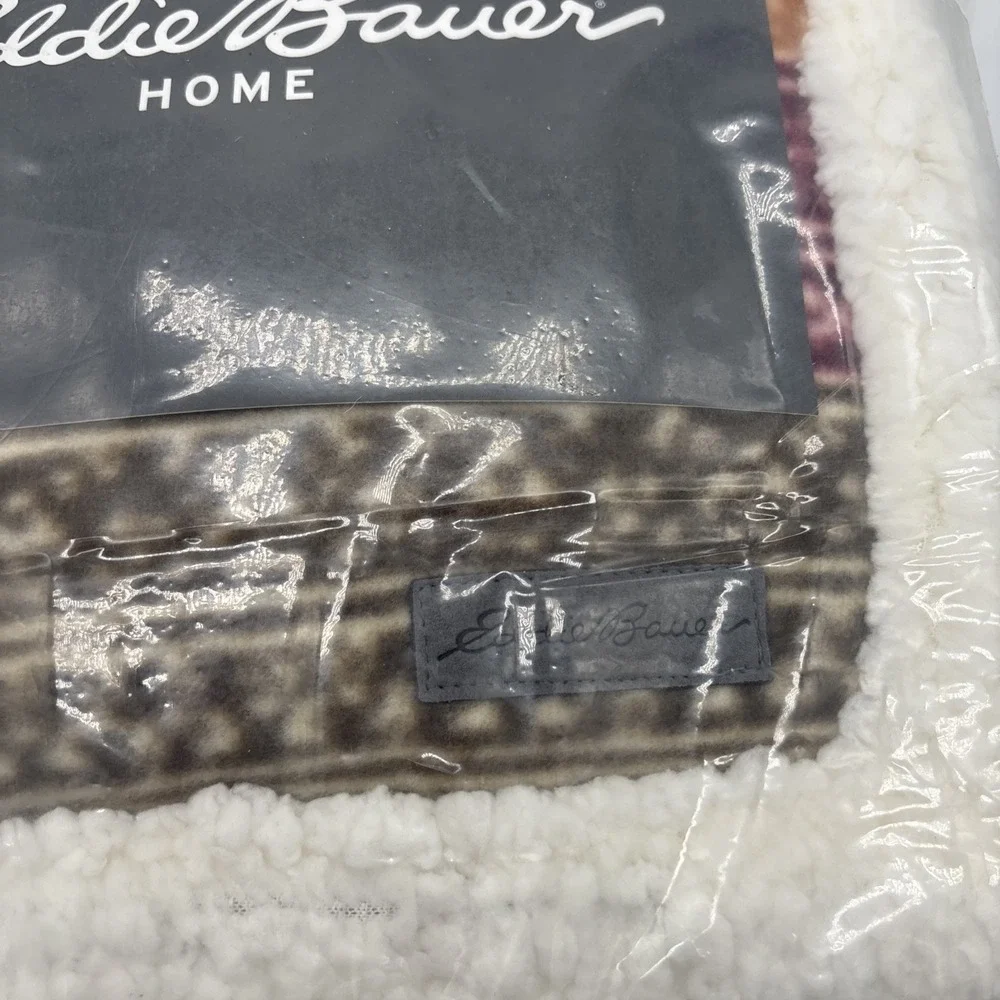 Eddie Bauer Home Sherpa Polyester 50 x 70